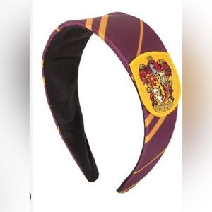 Girls Harry Potter Gryffindor head band OS barely worn